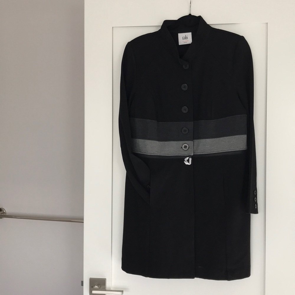 Long Cabi jacket convertible to cropped jacket
